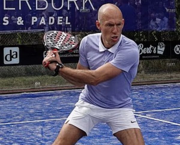 Daily Mail: Robben เริ่มต้นอาชีพนักเทนนิสพาเดลและได้รับแต้มแรกในเดือนสิงหาคมปีนี้