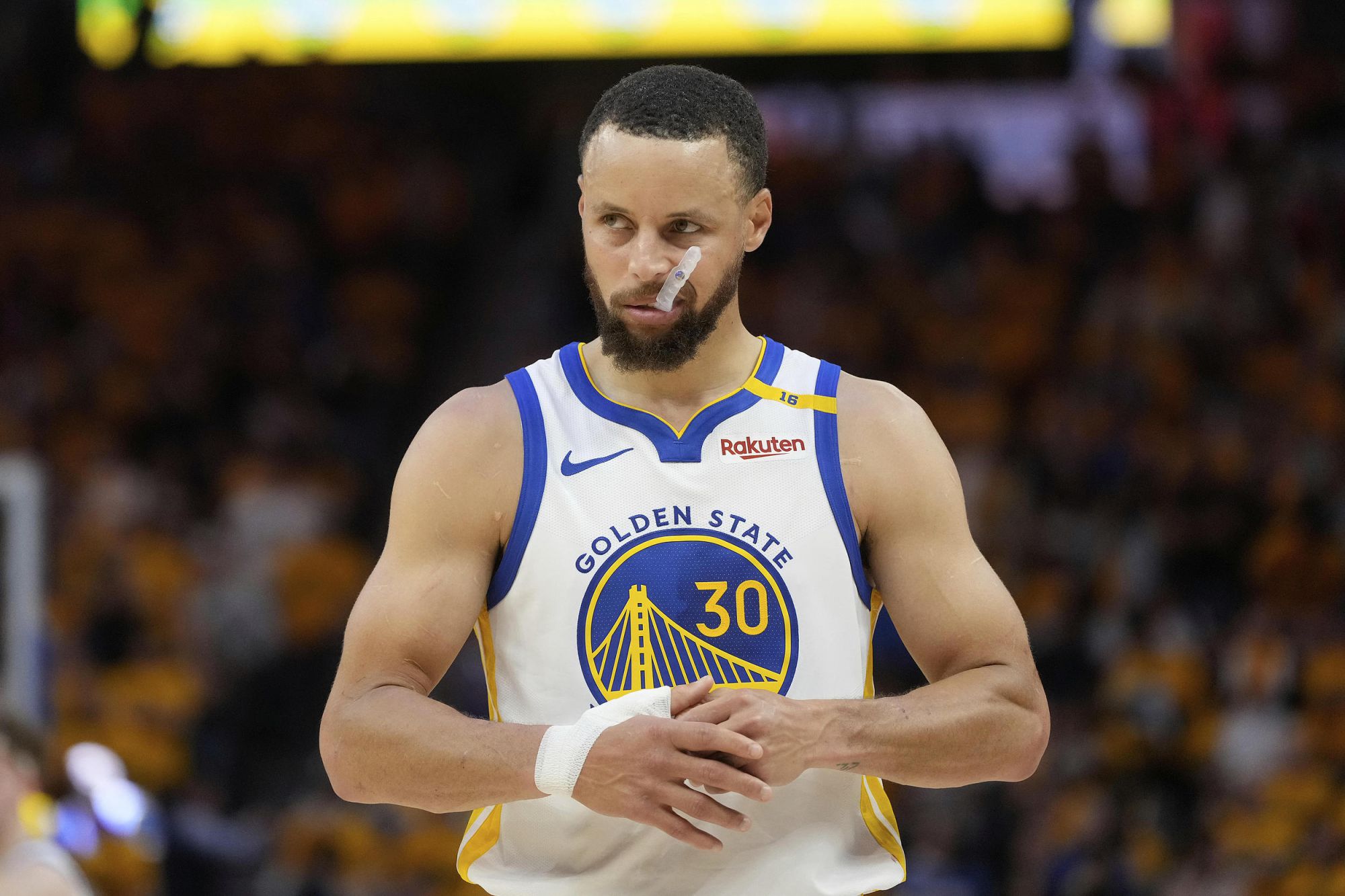 Curry: 49 แต้มดูดีมาก แต่เป็นผลมาจากการทำงานหนักของเรา
